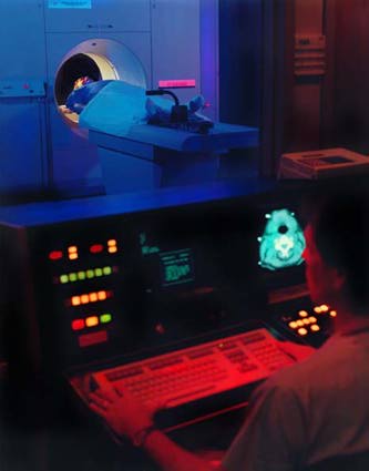 photo of CT scanner